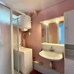 Rez-de-chaussée à 200m Du Bord De Mer, 1 Chambre, Terrasse - Fr-1-231-342